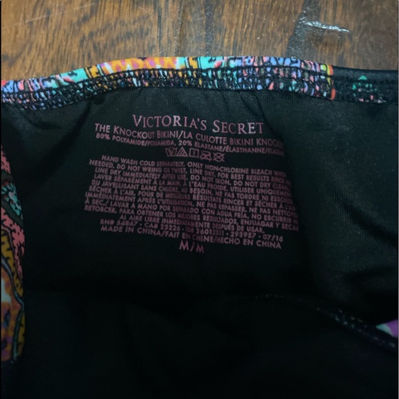 VS swimsuit - Picture 2 of 3